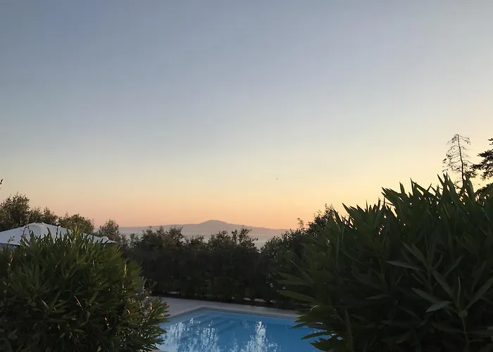 Irimar Retreat Managed By Hilltop Residences Сasa de vacaciones *