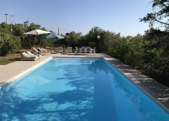 Irimar Retreat Managed By Hilltop Residences * Mikrá Mandínia